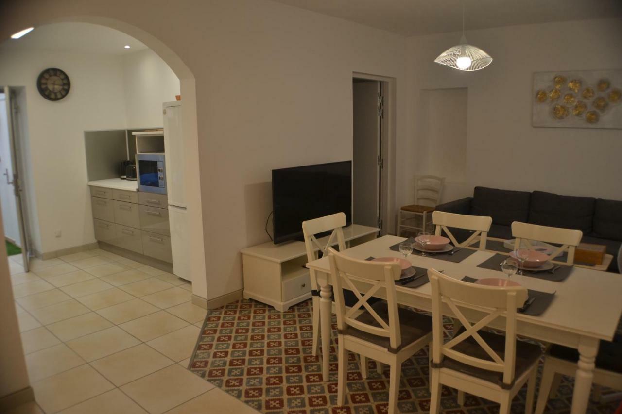 La Bulle Familles Clim, Wifi, Airport Shuttle,Tout A Pied Каркассонн Екстер'єр фото
